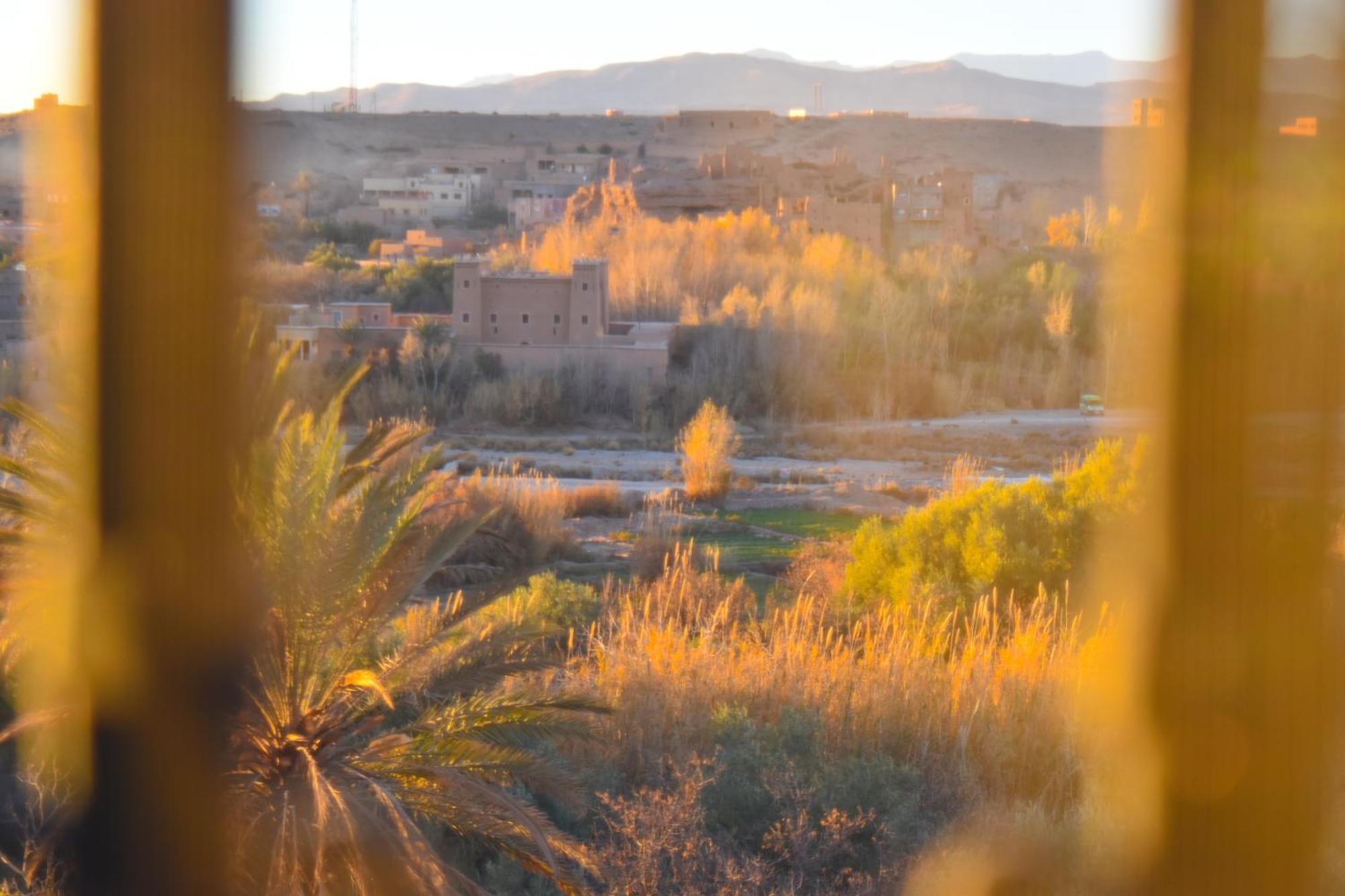 ホテル Kasbah Dardiafa Tourbiste Kelaat-M'Gouna エクステリア 写真
