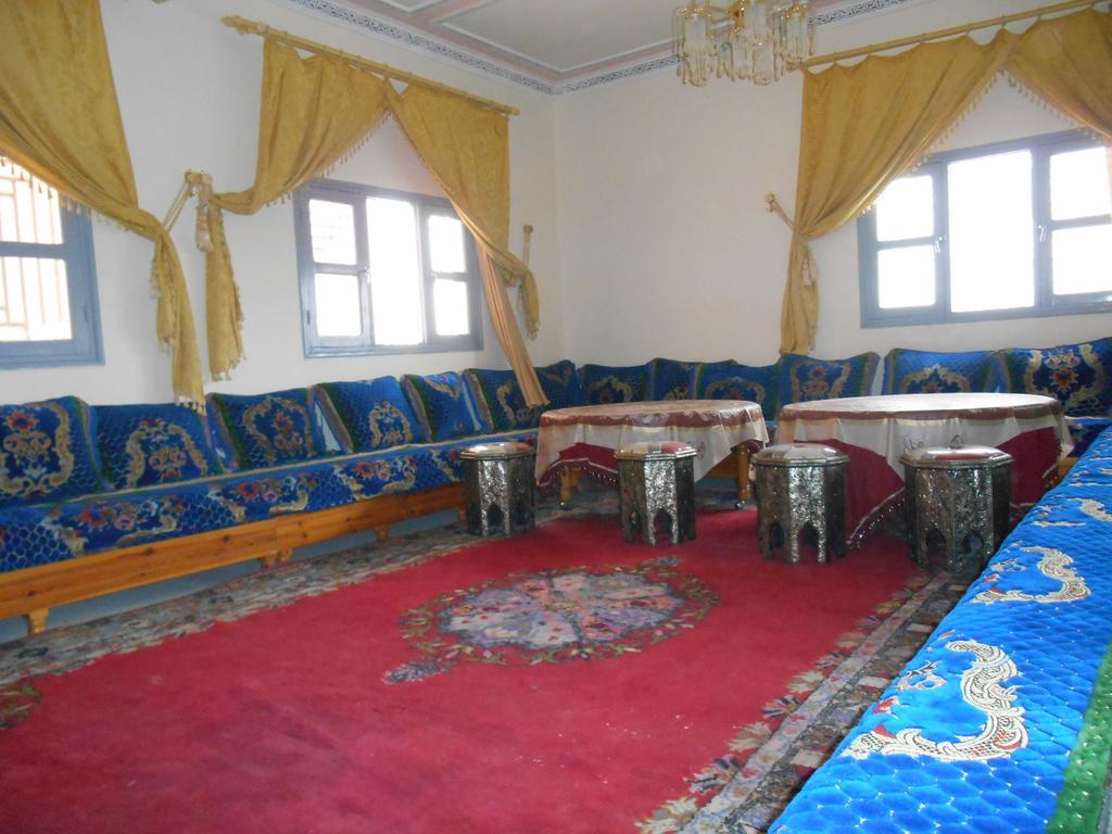 ホテル Kasbah Dardiafa Tourbiste Kelaat-M'Gouna エクステリア 写真